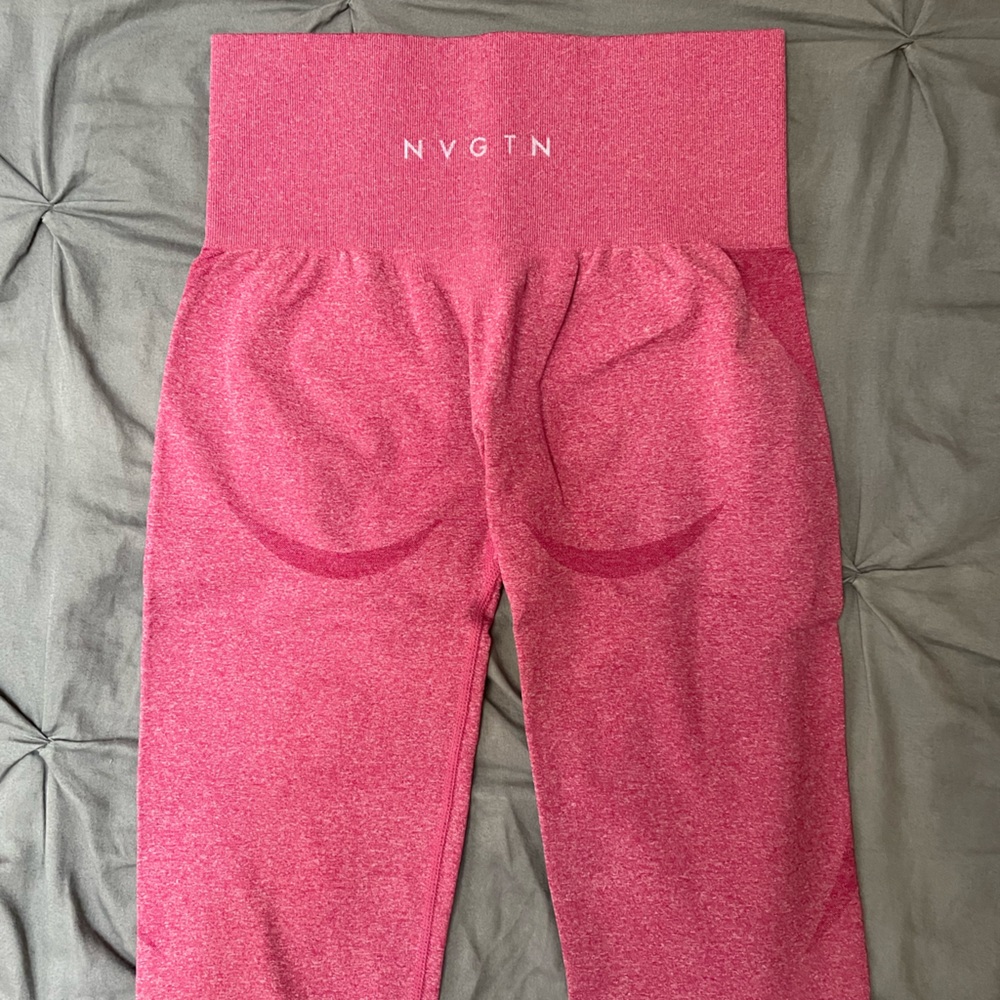 NVGTN Contour Seamless Leggings (Crimson)
